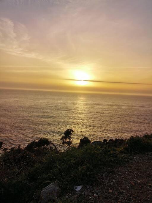 Apartamento A Estrenar Con Vistas Naroa Corcubión Exterior foto